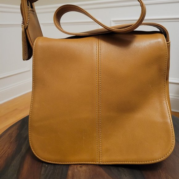 Coach Tan Leather Shoulder Bag - Picture 1 of 10